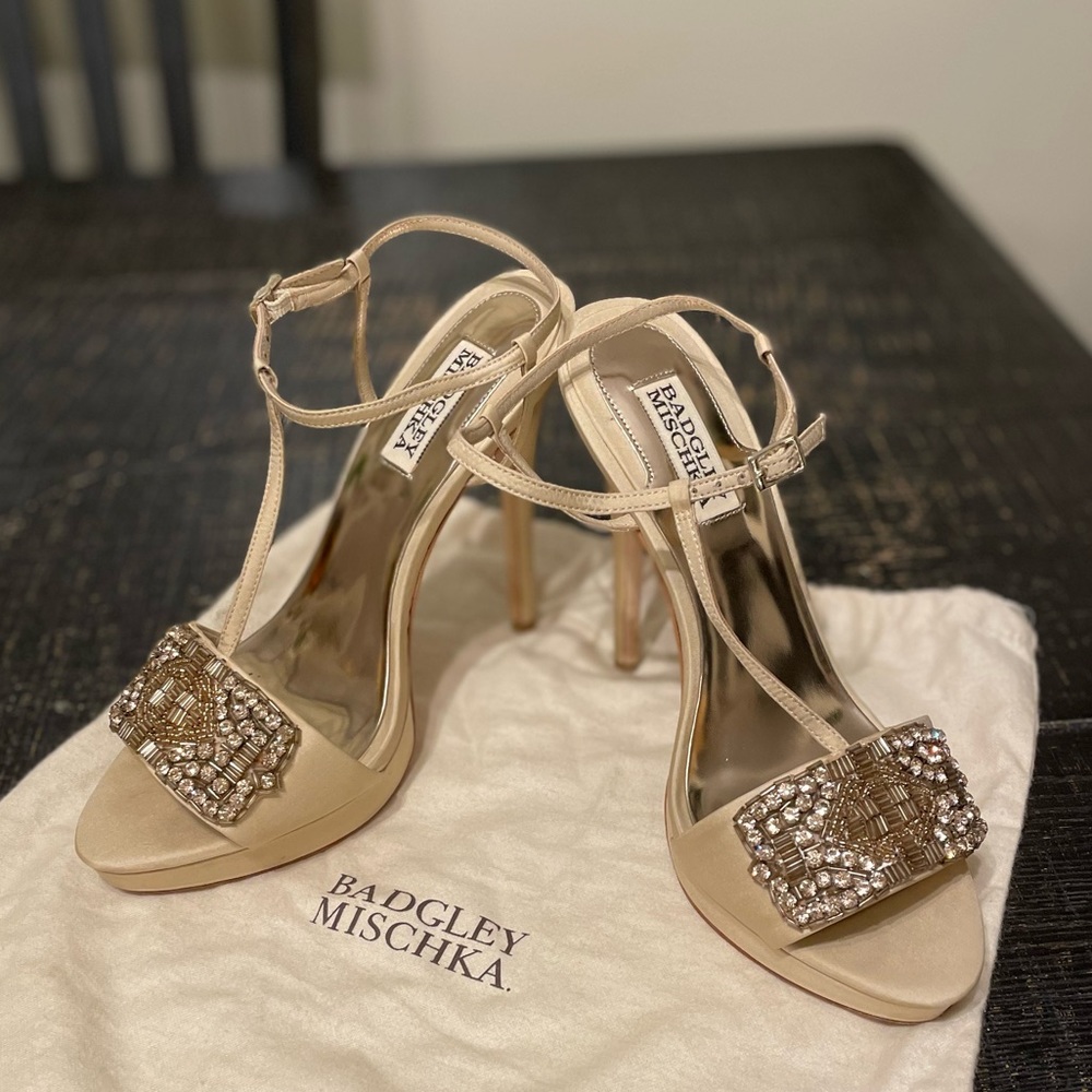 Badgley Mischka Amara wedding shoe